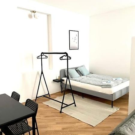 Brand New & Spacious Apartment In The City Centre เวียนนา ภายนอก รูปภาพ