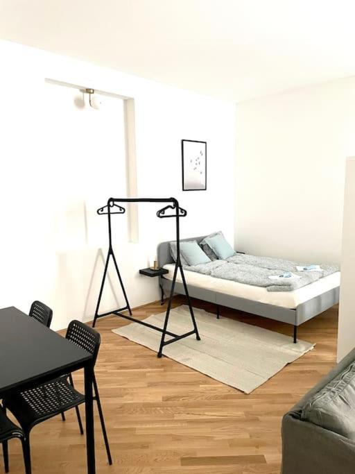 Brand New & Spacious Apartment In The City Centre เวียนนา ภายนอก รูปภาพ